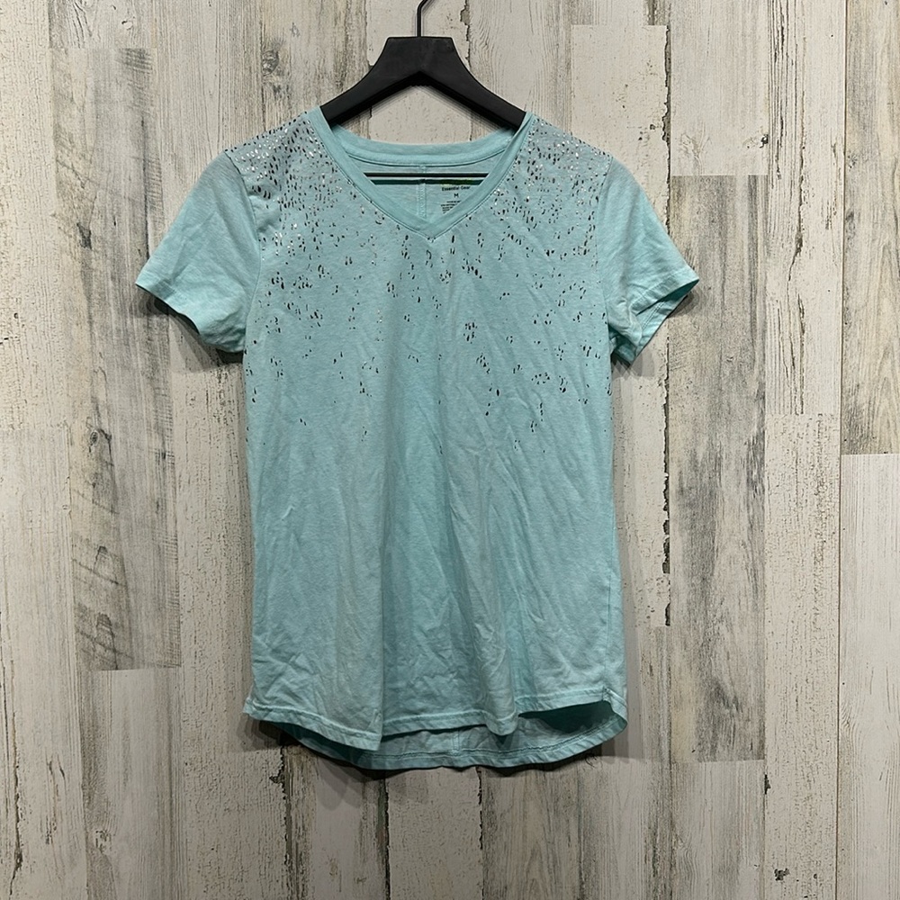 Women’s Blue and Silver Tek Gear Medium V Neck- excellent condition!